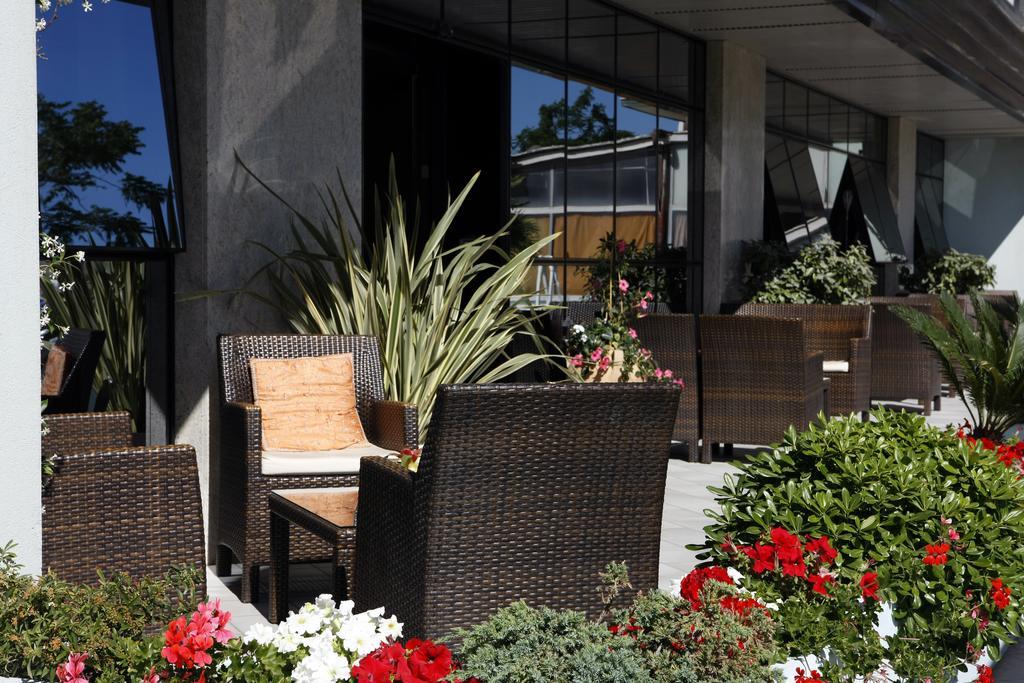 Hotel Gardenia Rimini Exterior foto